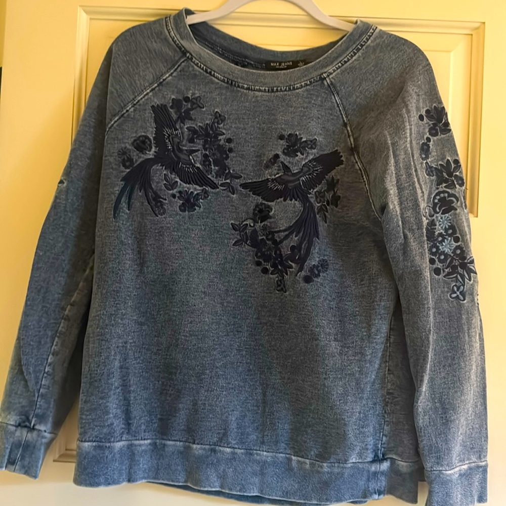 Blue sweatshirt embroideredered